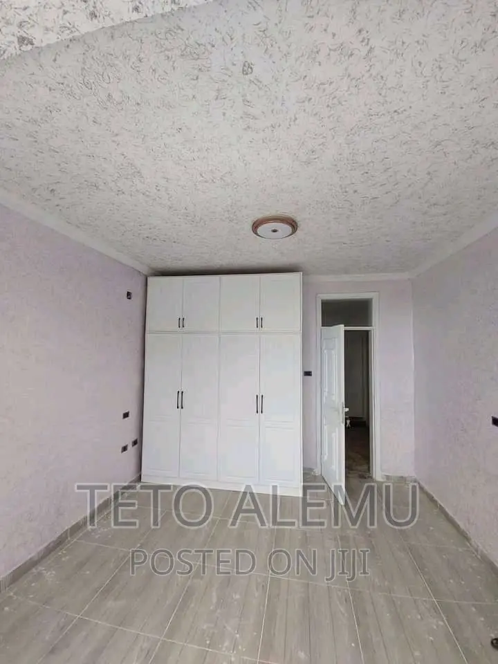 Furnished 5bdrm House in House For Sale, Akaky Kaliti for sale