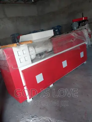 Plastic Recycling Machine