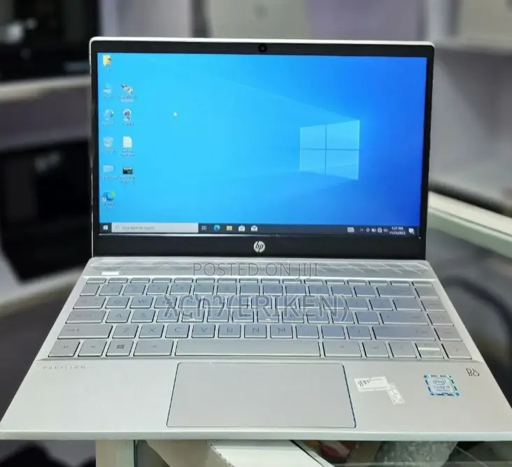 New Laptop HP Pavilion 13 8GB Intel Core I7 SSD 512GB