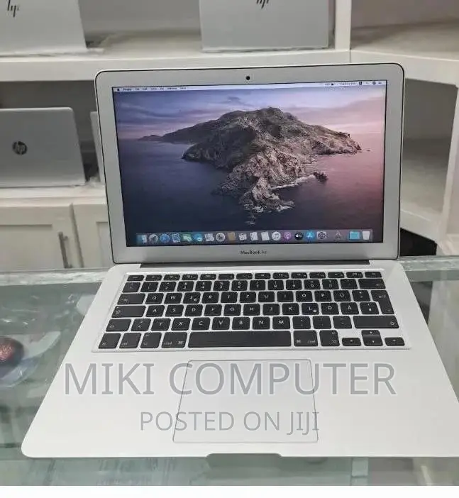 New Laptop Apple MacBook Air 2015 8GB Intel Core i7 SSD 128GB