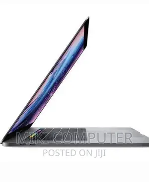 New Laptop Apple MacBook Pro 2015 16GB Intel Core i7 SSD 512GB