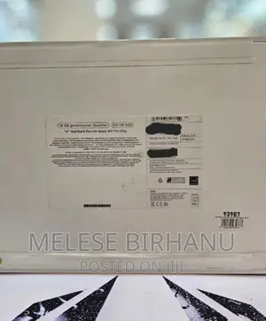 New Laptop Apple MacBook Air 2022 M2 16GB Intel Core I7 SSD 512GB