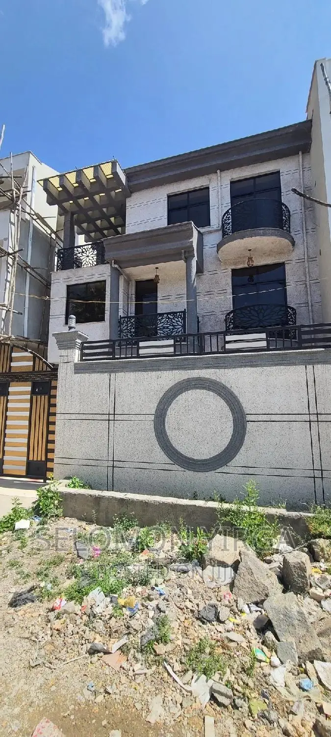 4bdrm House in አድስ አበባ, Bole for sale