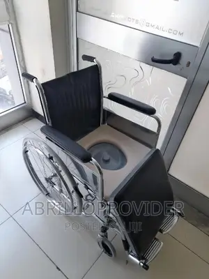 Wheelchair With Loading Capacity: 150kg, Commode+Wheelchair