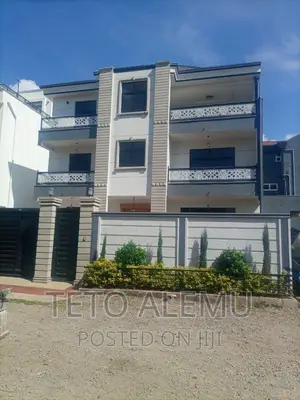 5bdrm House in House For Sale, Nifas Silk-Lafto for sale