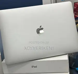 New Laptop Apple MacBook Pro 2017 8GB Intel Core I5 SSD 256GB
