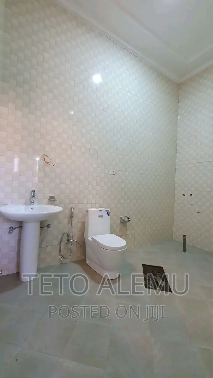 3bdrm Villa in Vila For Sale, Yeka for sale