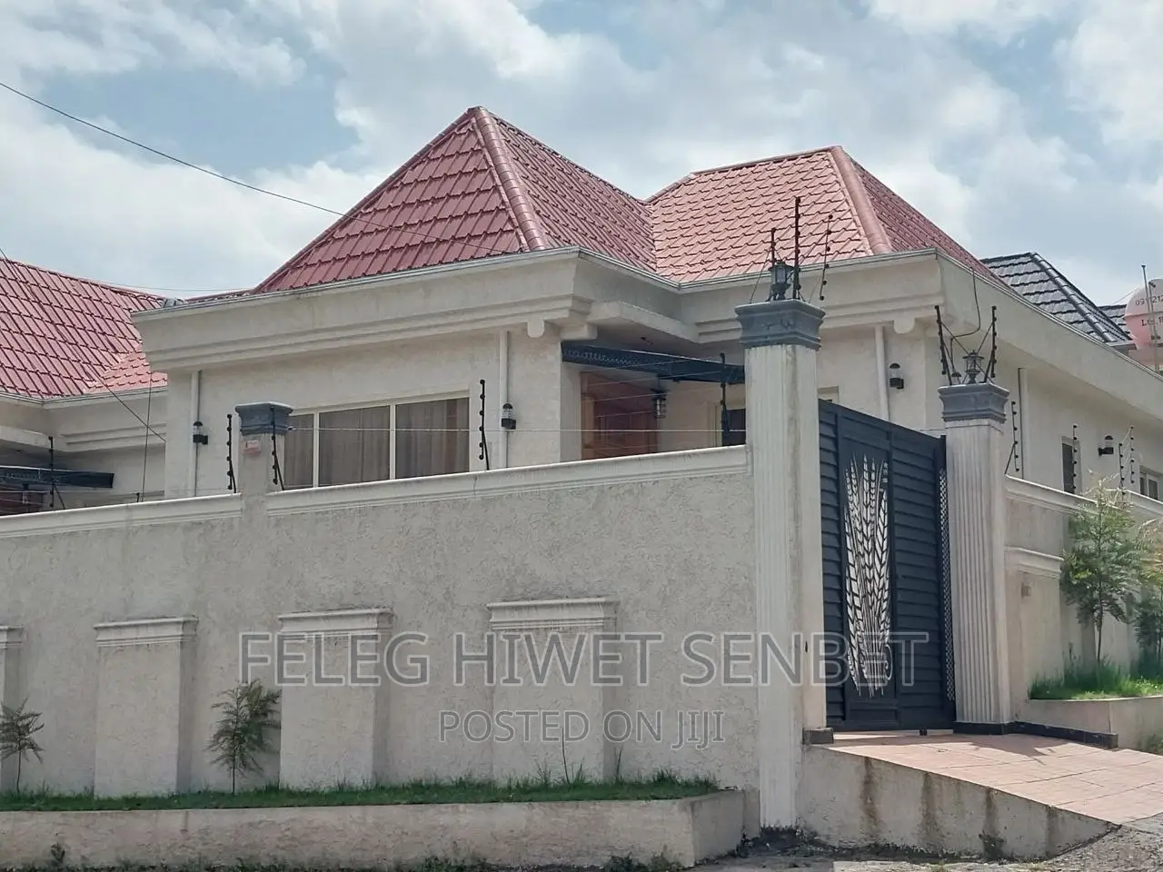 Furnished 3bdrm Villa in አአ, Bole for sale