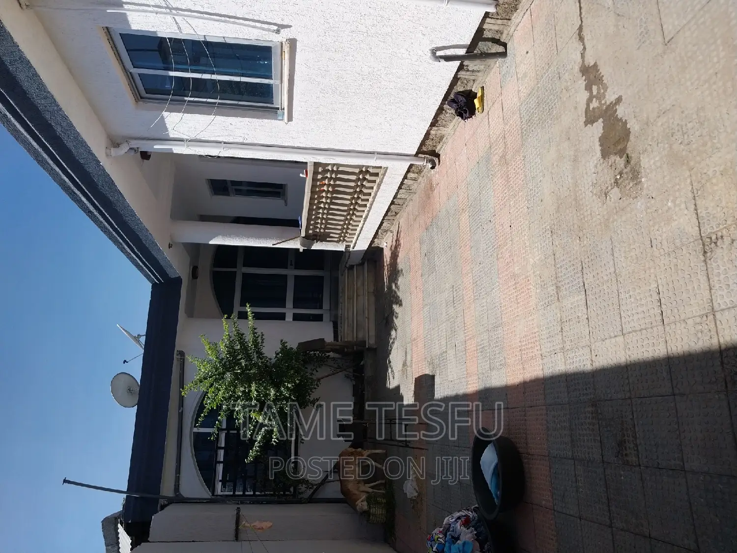 Furnished 2bdrm House in Yeka for sale