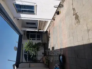 Furnished 2bdrm House in Yeka for sale