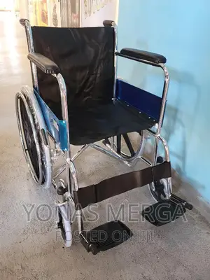 Wheelchair_flexiroll:The Aluminum Foldable Wheelchair"