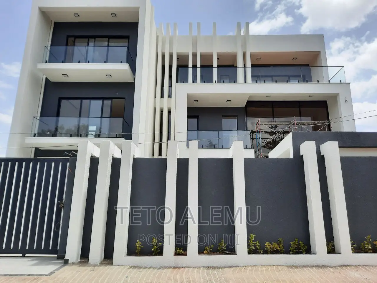 Furnished 8bdrm House in House For Sale, Yeka for sale