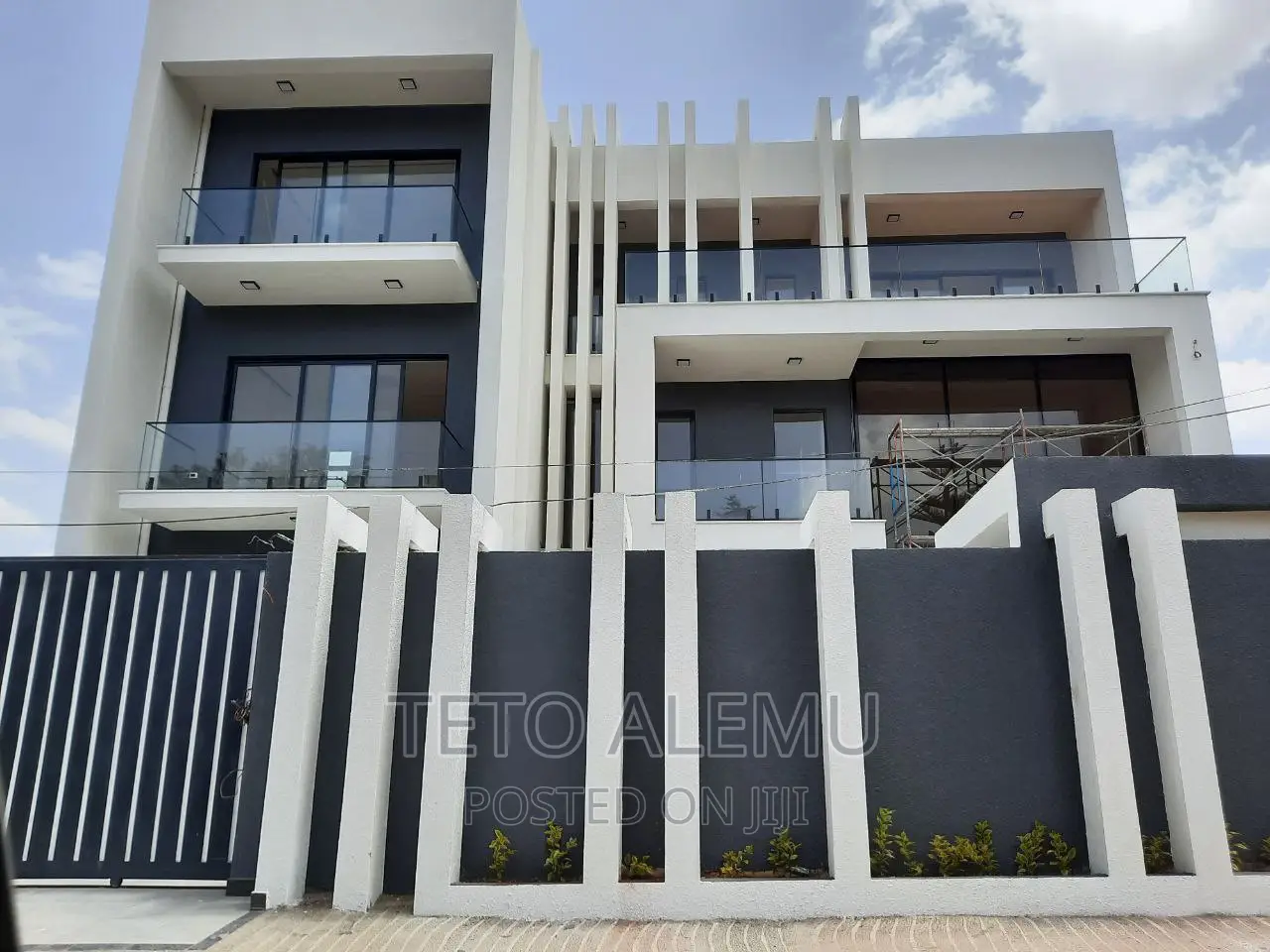 Furnished 8bdrm House in House For Sale, Yeka for sale