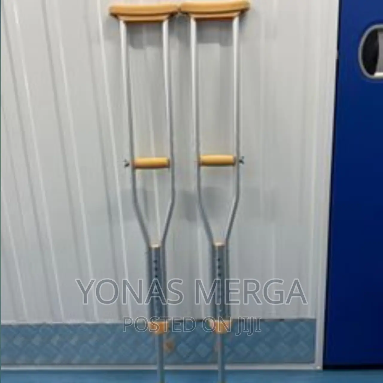 Easycare Axillary Crutches: Effortless Mobility With Comfort