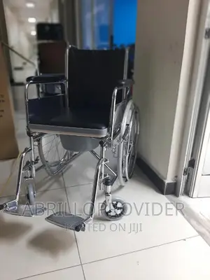 Commode Wheelchair/Toilet Wheelchair:Wheelchair:Wheelchair