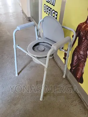 European:Toilet Commode Chair for Optimal Comfort Functional