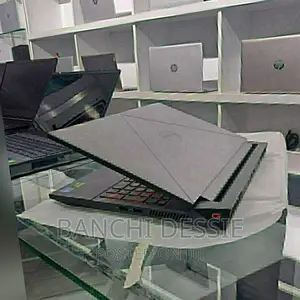 New Laptop Dell G15 5511 16GB Intel Core I9 SSD 1T
