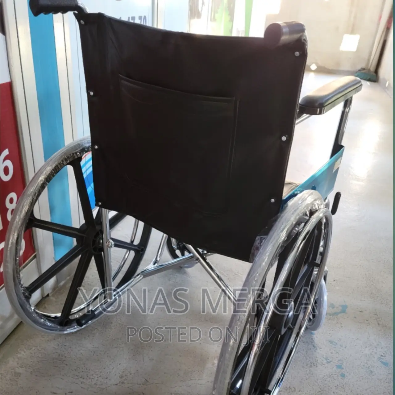 Wheelchair-Comfortease: Patient-Friendly Comfort Wheelchair"