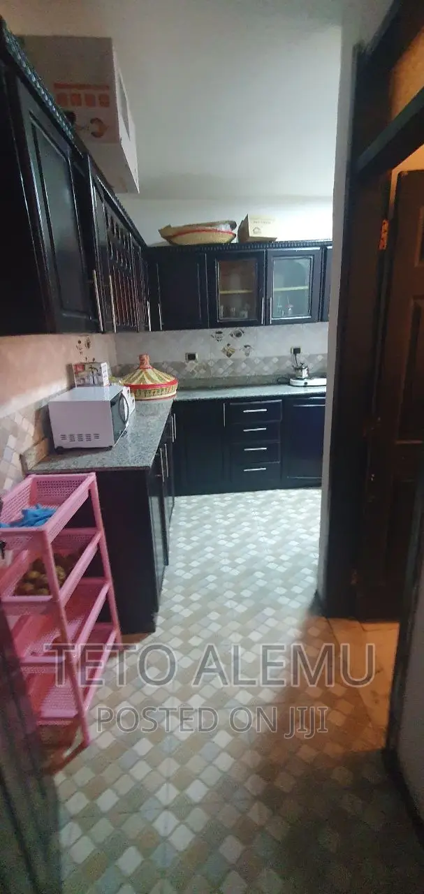 Furnished 5bdrm House in House For Sale, Yeka for sale