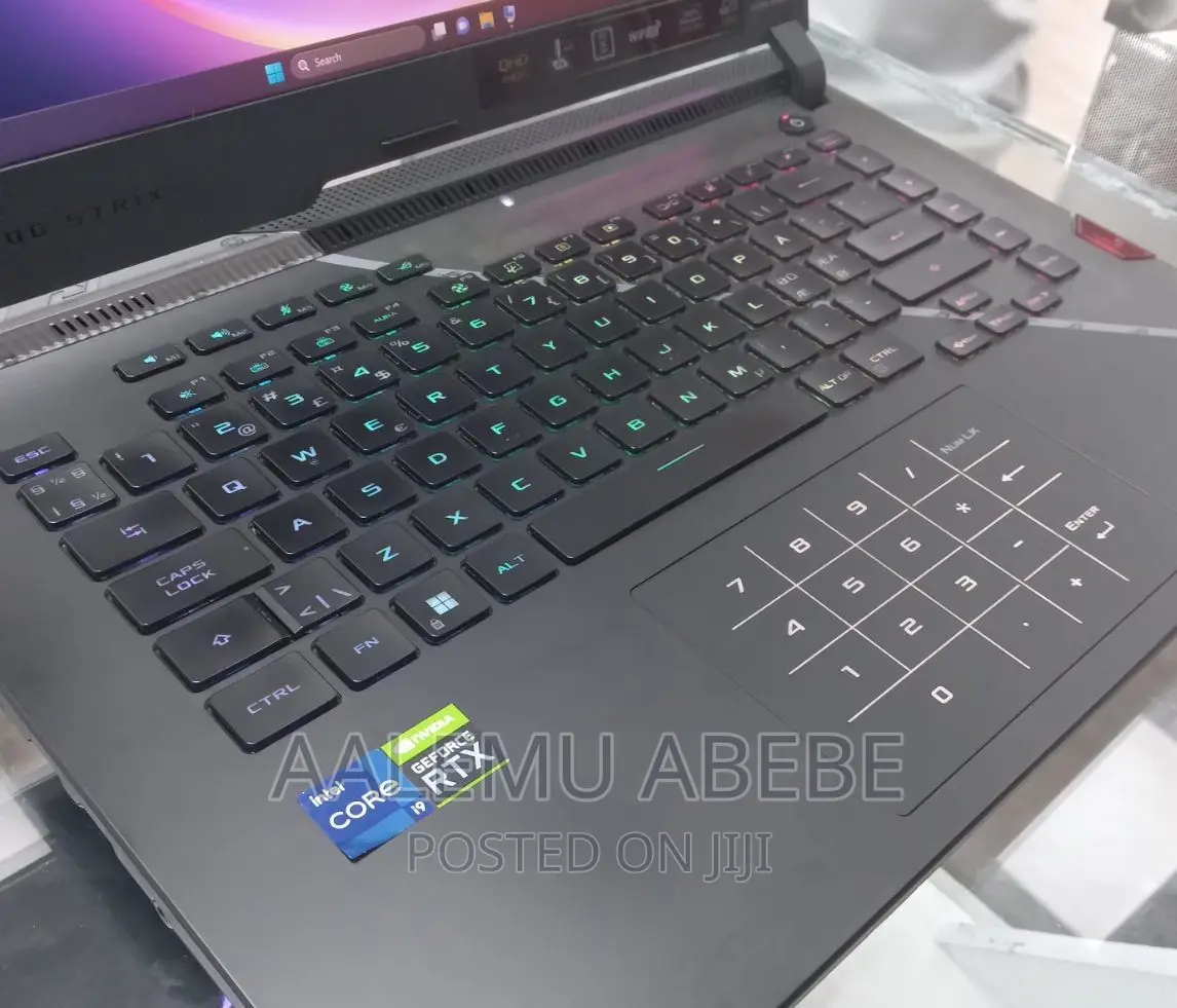 New Laptop Asus ROG Strix G15 16GB Intel Core I9 SSD 1T