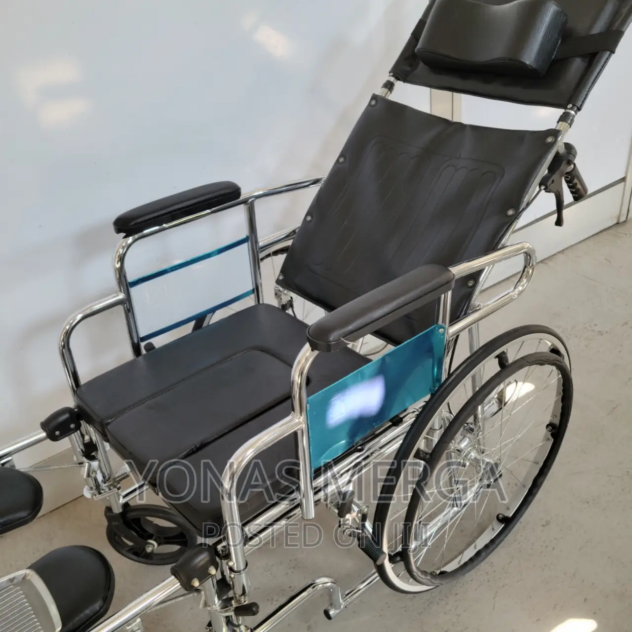 እንደ:አልጋ:አገልጋይ Bedside,Leg Flip-Up,Commode Use Wheelchair