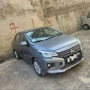 Mitsubishi Attrage 2022 Gray