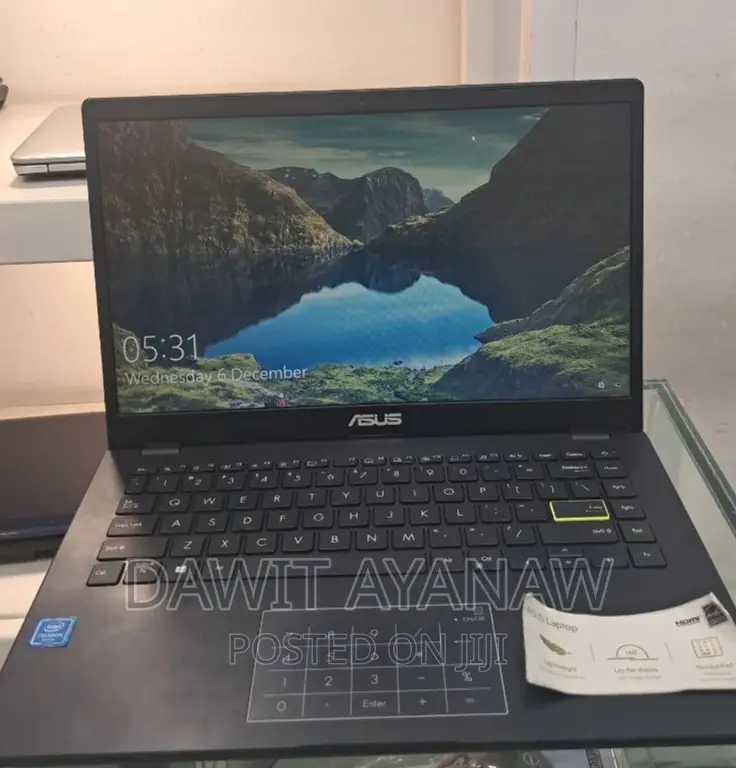 New Laptop Asus VivoBook 15 X505BA 4GB Intel Core 2 Duo SSD 60GB
