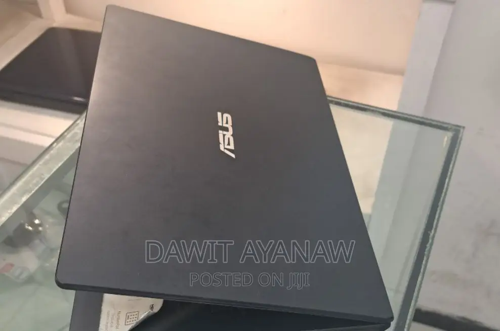 New Laptop Asus 4GB Intel Core 2 Duo SSD 60GB