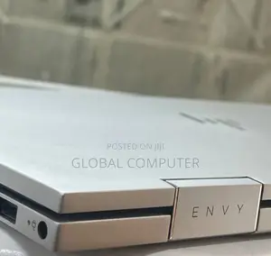 New Laptop HP Envy X360 16GB Intel Core I5 SSD 512GB
