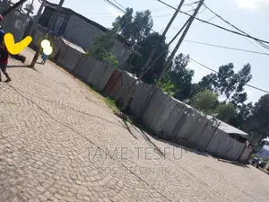 Furnished 1bdrm House in Yeka Kollejjii for sale