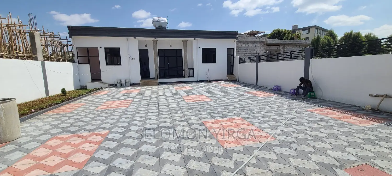 2bdrm House in አድስ አበባ, Yeka for sale