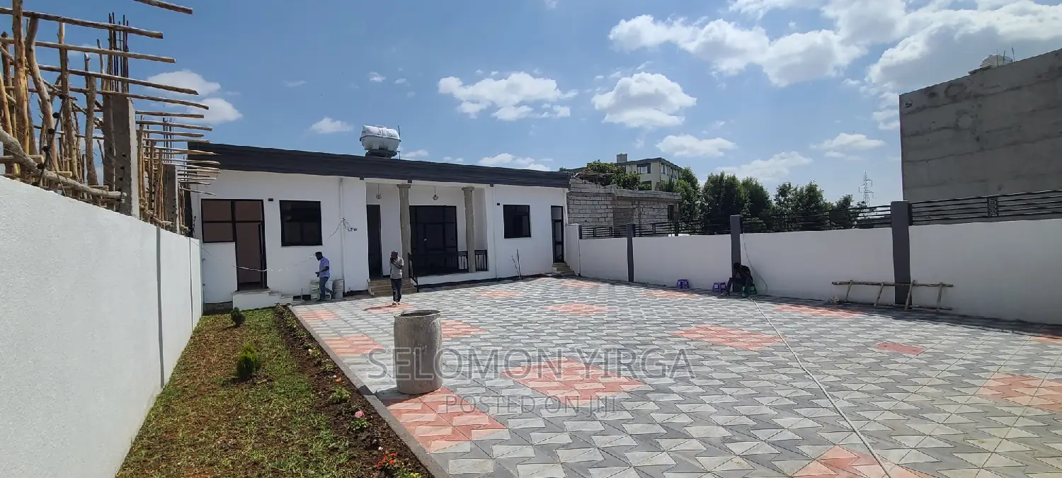 2bdrm House in አድስ አበባ, Yeka for sale