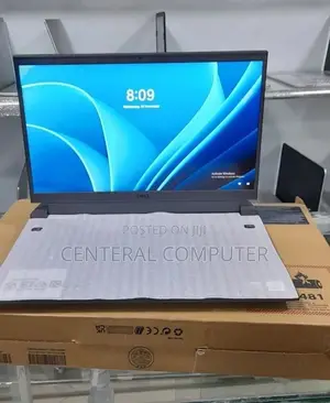 New Laptop Dell G15 5511 8GB Intel Core i7 SSD 512GB