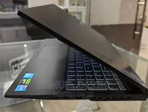 New Laptop Gigabyte 16GB Intel Core I7 SSD 512GB