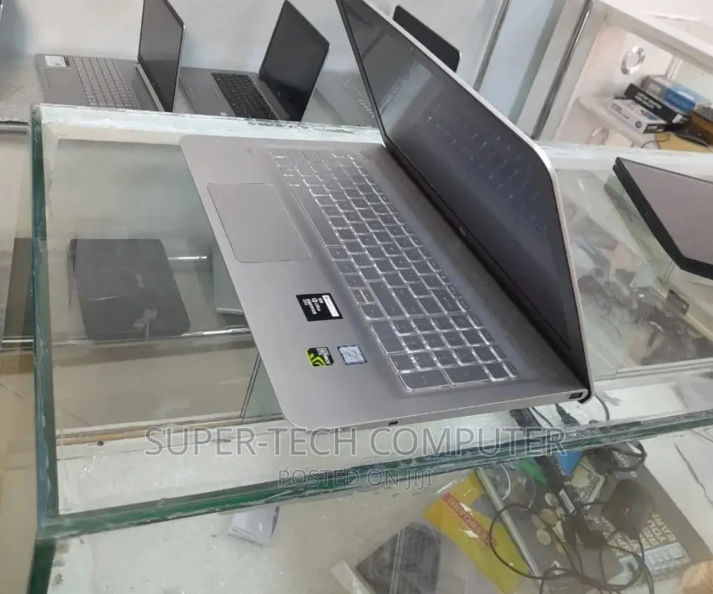 New Laptop HP Envy 13 8GB Intel Core I7 HDD+SSD 1.5T