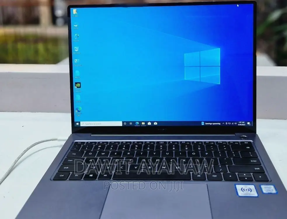 New Laptop Huawei MateBook 13 WRT-W19E 8GB Intel Core I5 SSD 512GB