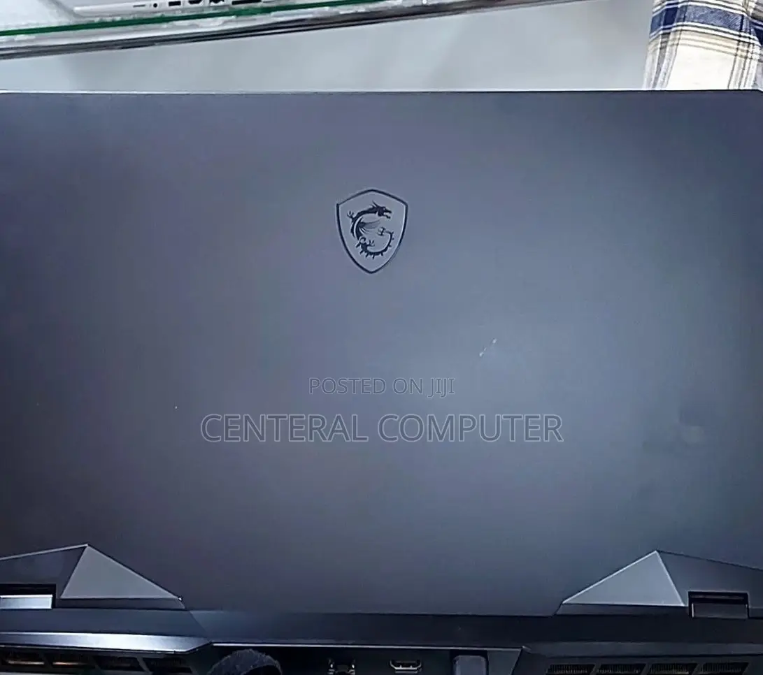 New Laptop MSI GP75 Leopard 16GB Intel Core I7 SSD 2T