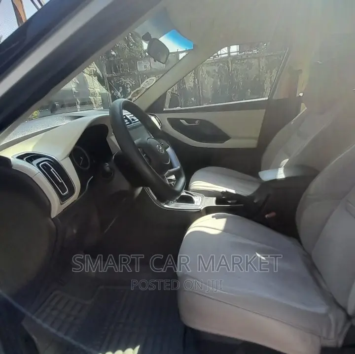 Hyundai Creta 2022 Silver