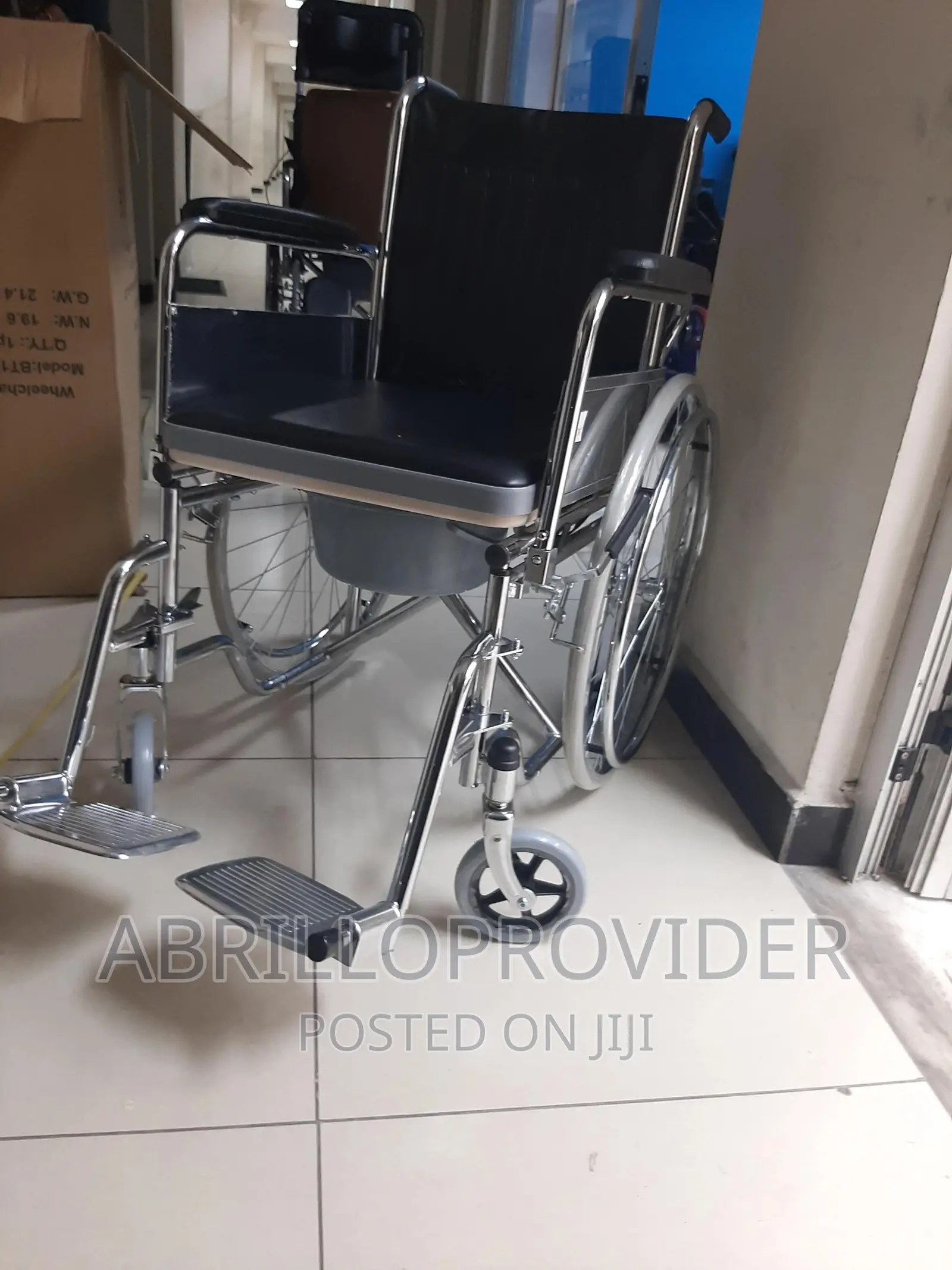 Mobility.Commode Wheelchair~Wheelchair~Wheelchair[Whelchair