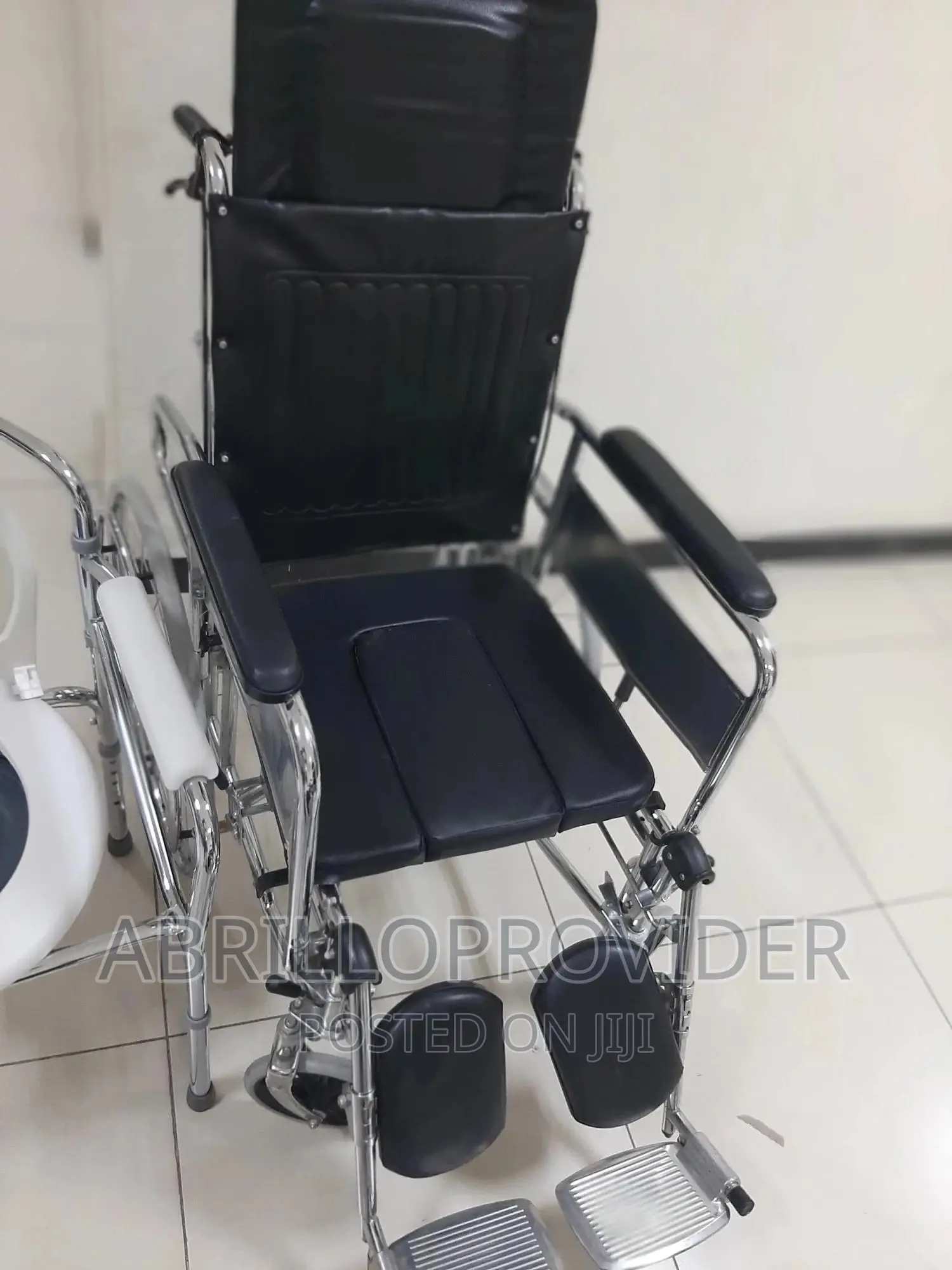 USED Reclining Wheelchair/Commode'wheelchair=Wheelchair