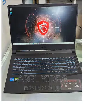 New Laptop MSI Crosshair 15 16GB Intel Core I7 SSD 1T