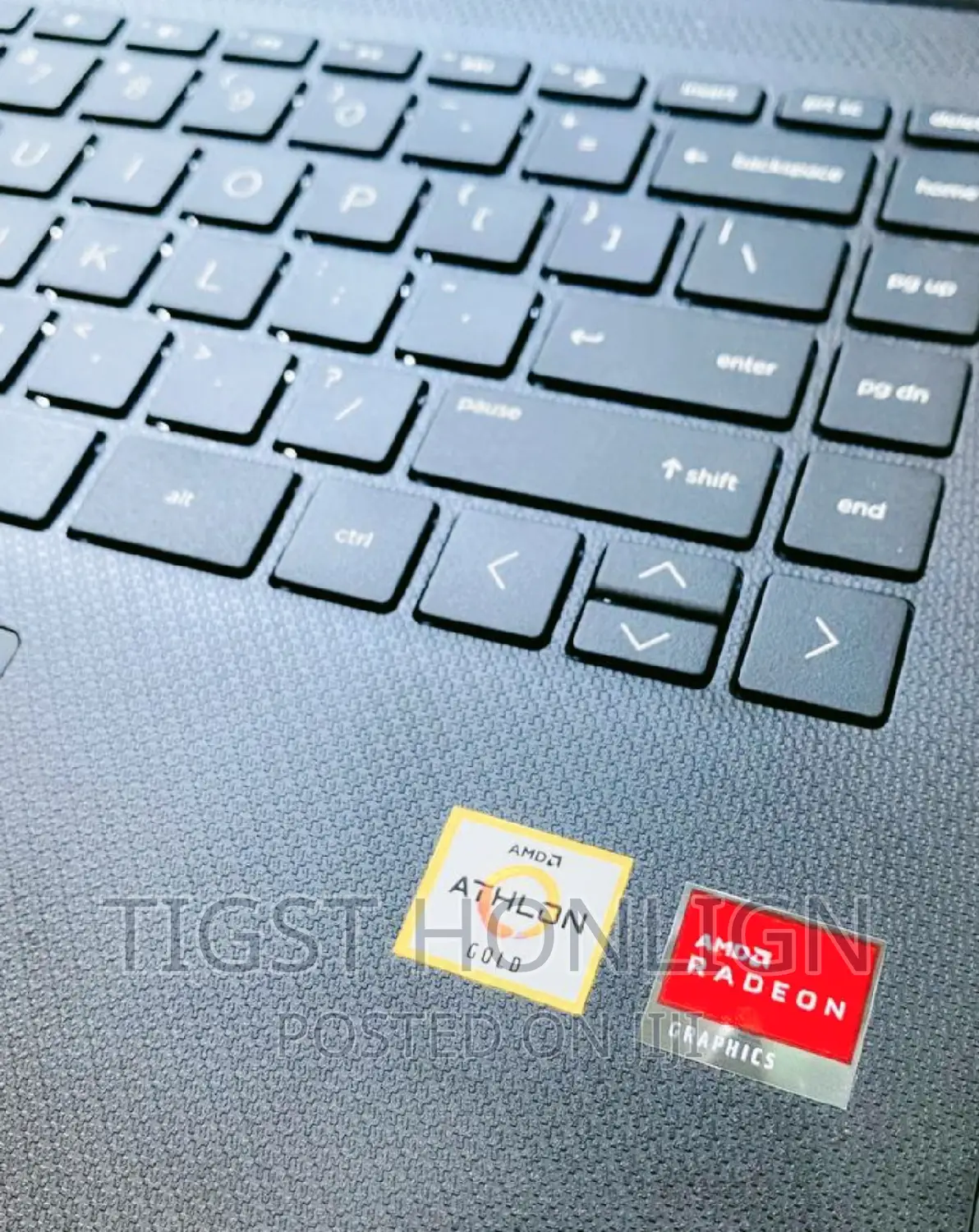 New Laptop HP 8GB AMD SSD 256GB