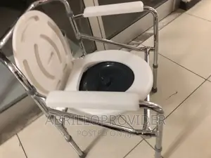 Adjustable Commode Chair, Solid Anti-Skid Bedside Toilet Eld