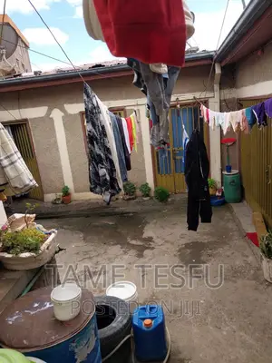 Furnished 2bdrm House in Yeka Kollejjii for sale