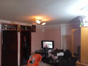 2bdrm Condo in ፖያሳ ሰራተኛ ሰፈር ኮንደሚኒየም, Arada for sale