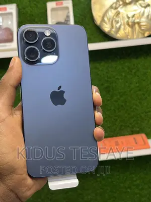 New Apple iPhone 15 Pro Max 256 GB Blue