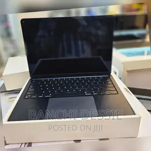 New Laptop Apple MacBook Air 2022 M2 8GB Apple M2 SSD 256GB