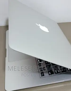 New Laptop Apple MacBook Air 2015 4GB Intel Core I5 SSD 128GB
