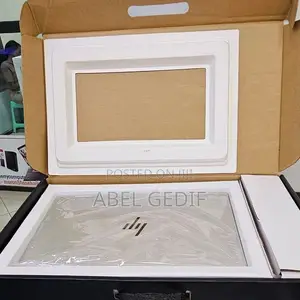 New Laptop HP Envy X360 16GB Intel Core I7 SSD 512GB