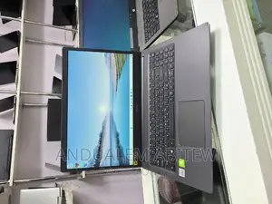 New Laptop Acer Aspire 5 8GB Intel Core I5 SSD 1T